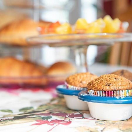 Bed and Breakfast Bed & Cafe Petit Papillon Grandes-Bergeronnes Esterno foto