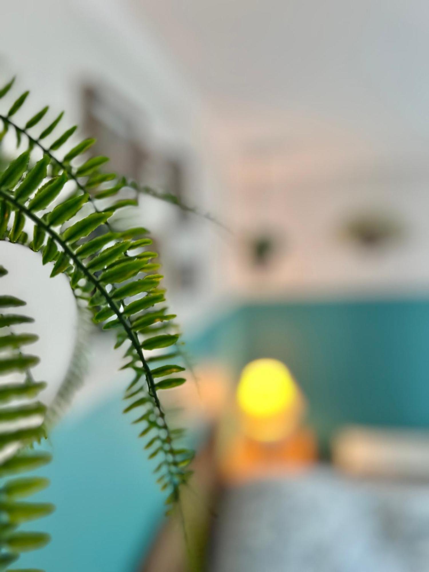 Bed and Breakfast Bed & Cafe Petit Papillon Grandes-Bergeronnes Esterno foto